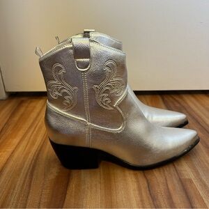 Silver Cowboy Boots